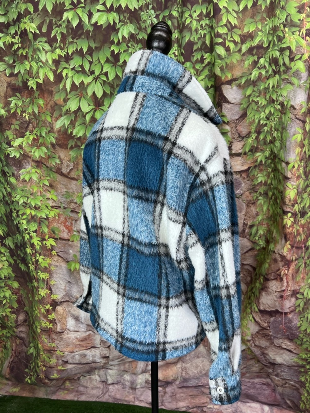 ZARA Blue and White Shaggy Plaid Button Front Casual Jacket, L - Picture 8 of 11